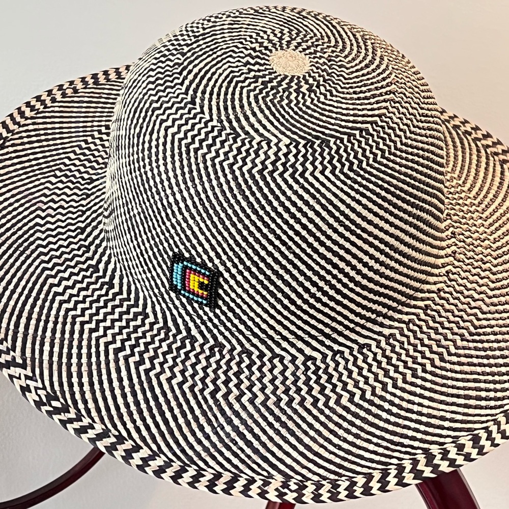 NWT Panamá HAT! Size medium. Artisan Handmade. Sustainable Straw. Natural Dyes.